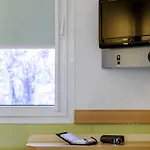 Ibis Budget Hotel 2*