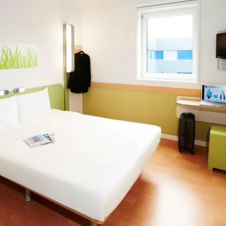Ibis Budget מלון 2*
